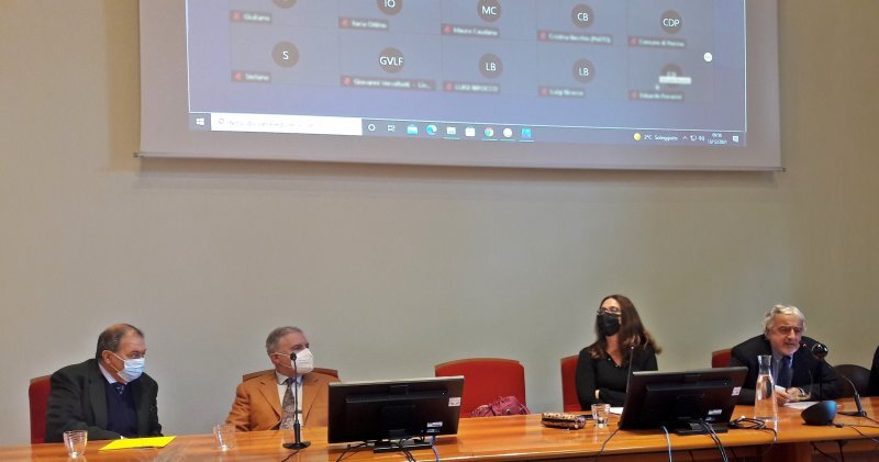 ing. Piazza nei Saluti al convegno con il Sindaco e il Rettore UPO